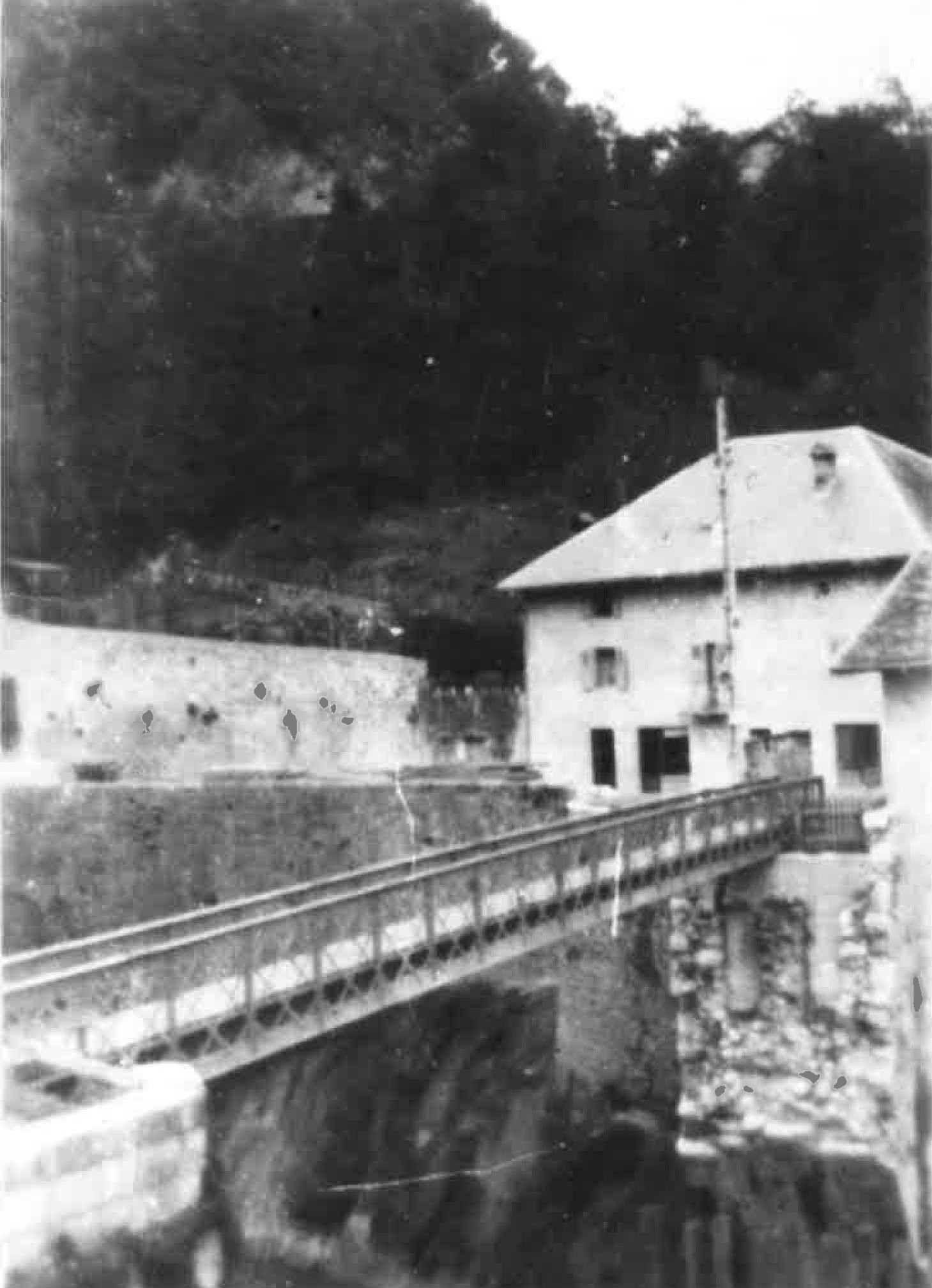 Stationnement interdit dans le Vieux Bourg - Alby sur Chéran